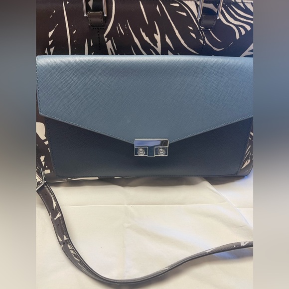 Tory Burch Leather Tote - Picture 1 of 14